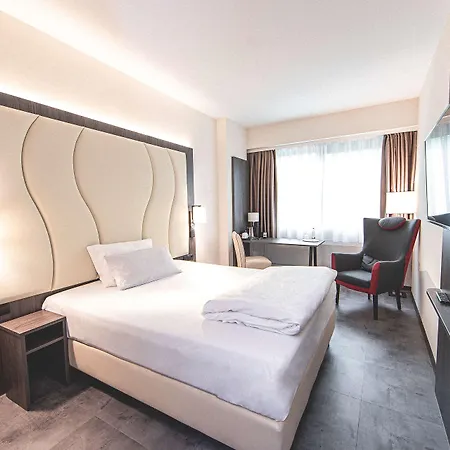 Plaza Hotell Mannheim