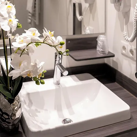 Hotel Plaza 4*