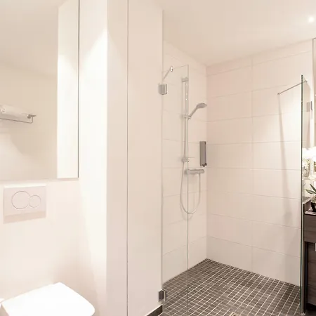 Hotel Plaza 4*