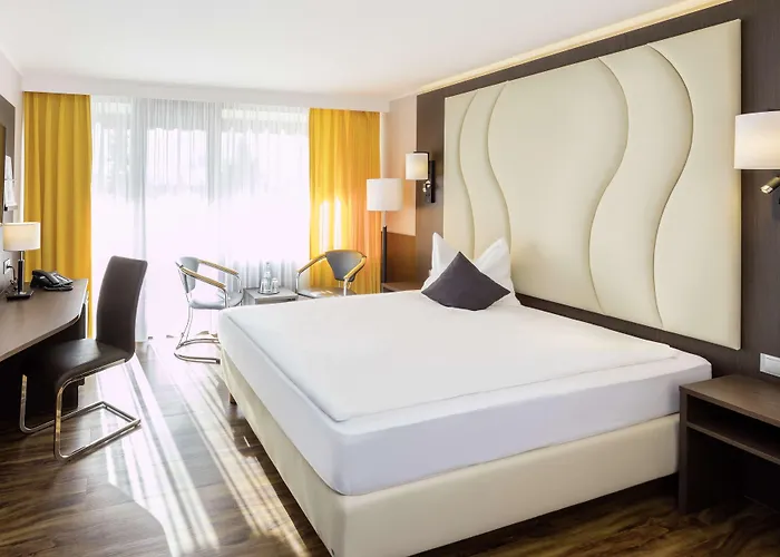 Отель Plaza Мангейм