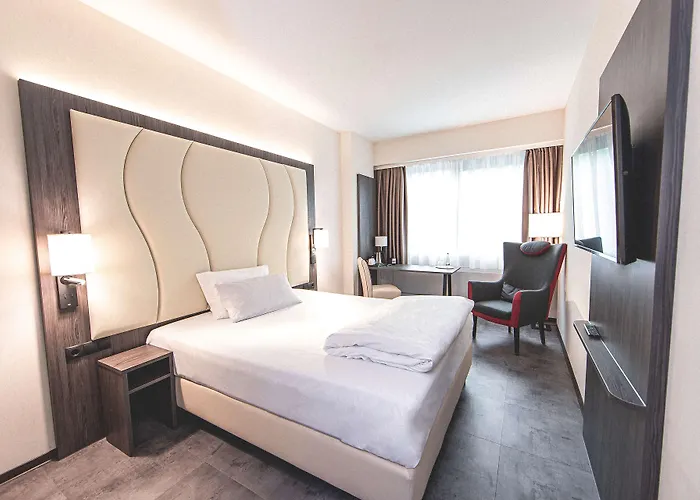 Plaza Отель Мангейм